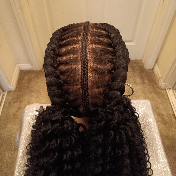 Wig - Picture 4 of 6